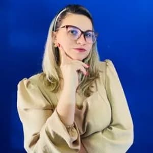 Monique dos Santos T. Araújo