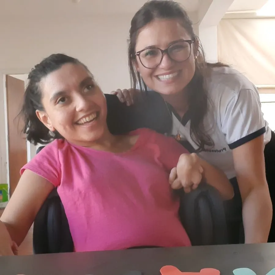 Mariana e a professora vanessa moraes edited